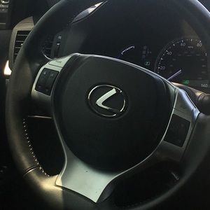 Meet your Posher, Cidney